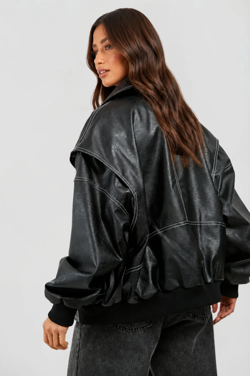 Giacca Bomber Donna | Oversize e Orlo Elastico 6