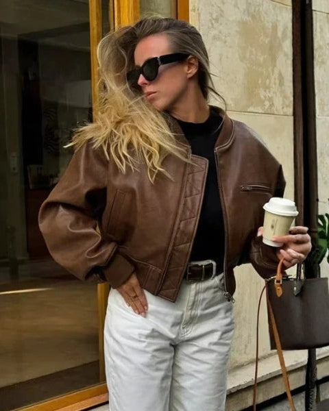 Bomber Corto Donna | Stile Urbano e Versatile 3
