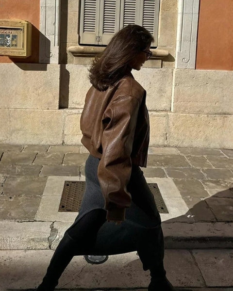 Bomber Corto Donna | Stile Urbano e Versatile 6