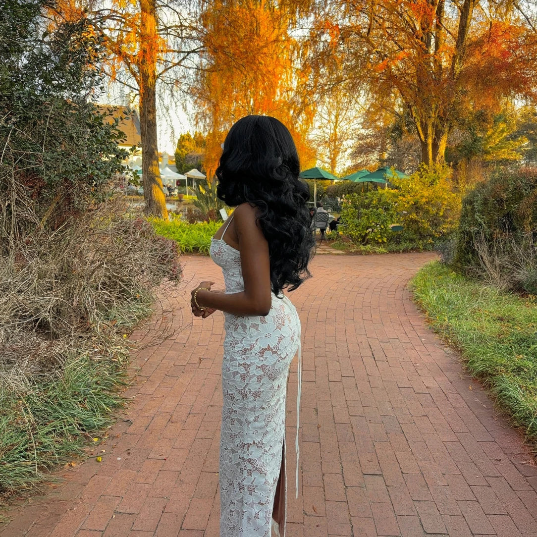 Abito Lungo Donna | Pizzo Floreale & Bustier a Cuore Sensuale