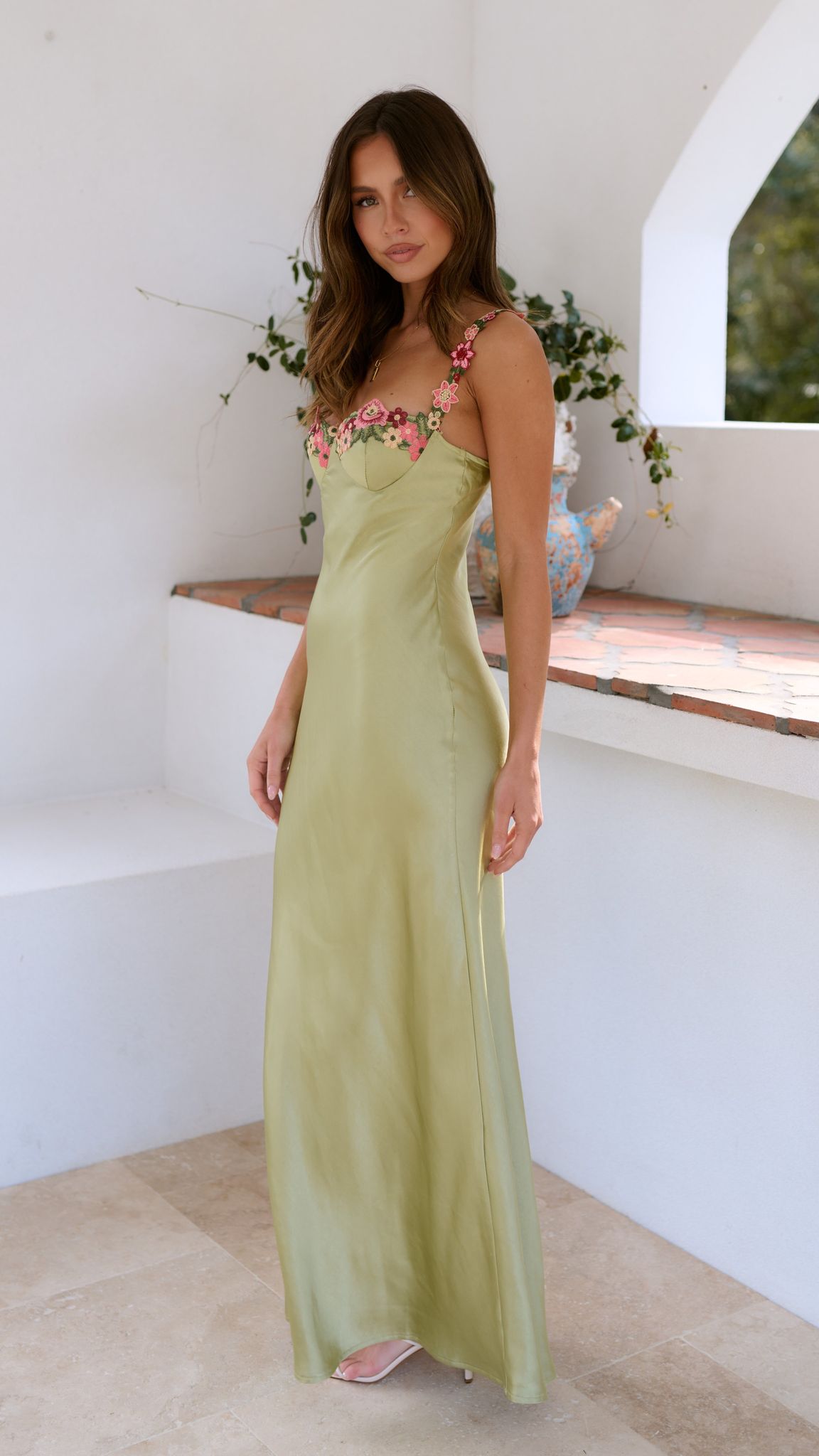 Abito Lungo Donna | Spalline Floreali & Linea Slim | Design Elegante