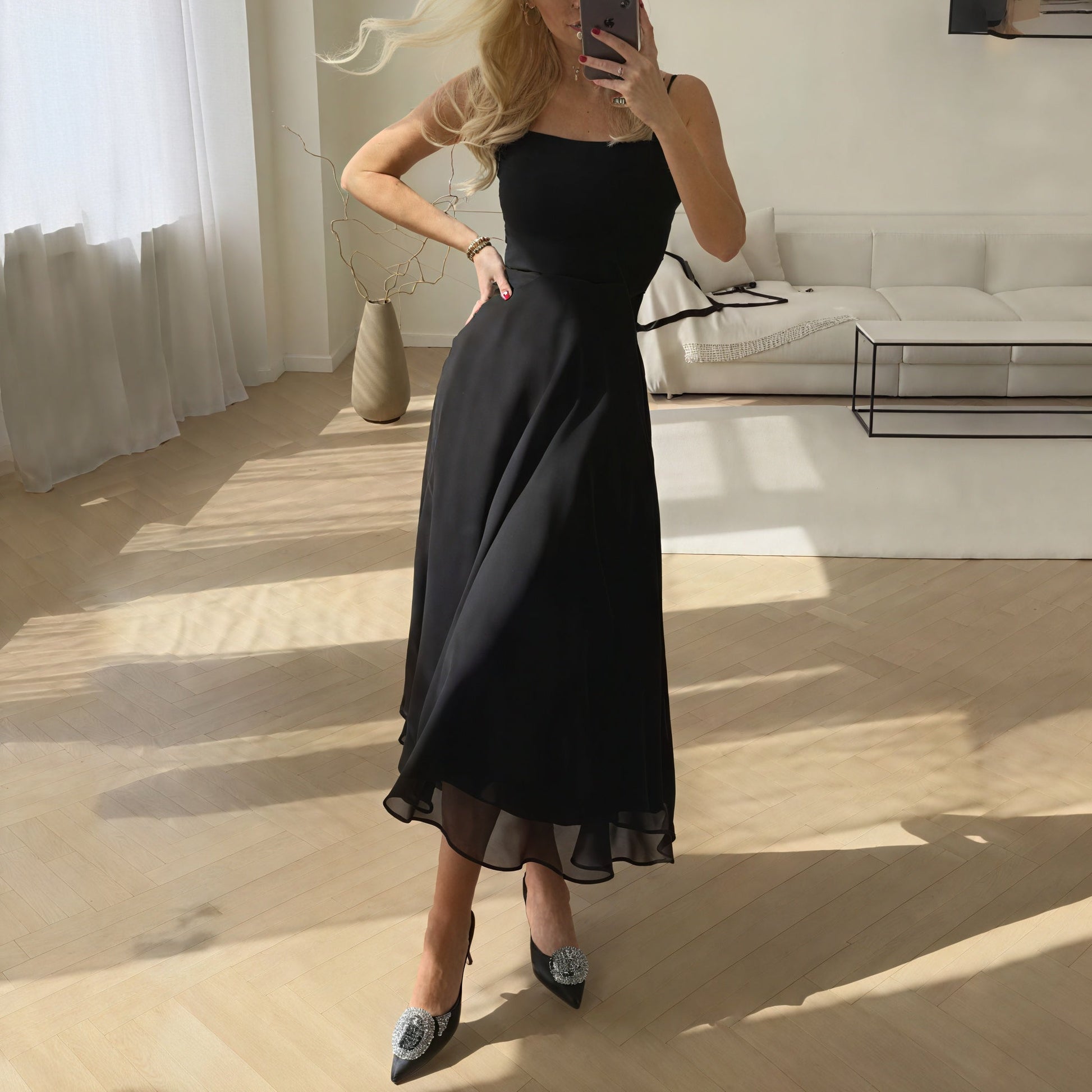 Abito Midi Donna | Scollo Quadrato & Eleganza Senza Tempo
