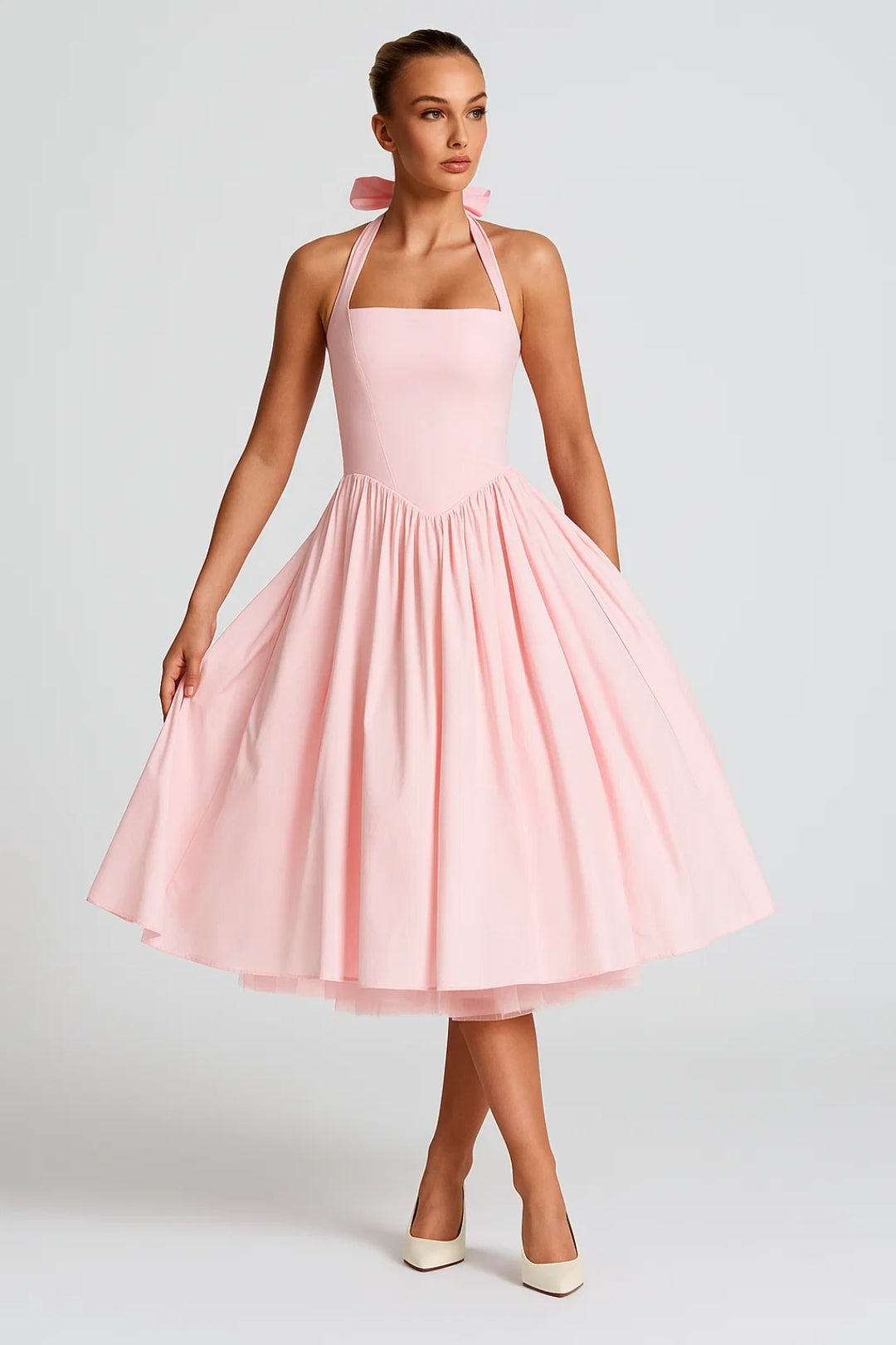 Abito midi con corpetto aderente e scollo all’americana | Stile retrò ispirato agli anni ’50 6