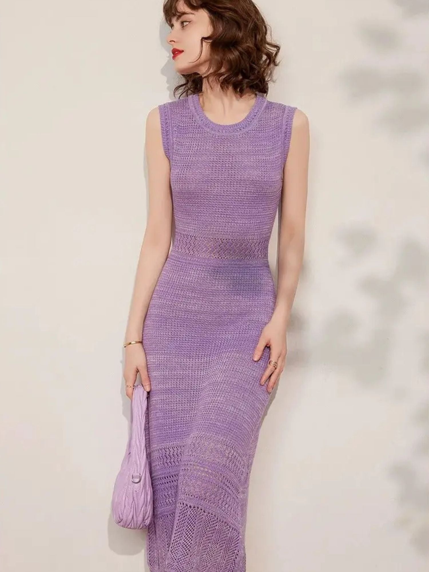 Abito midi senza maniche con elementi a trapunta