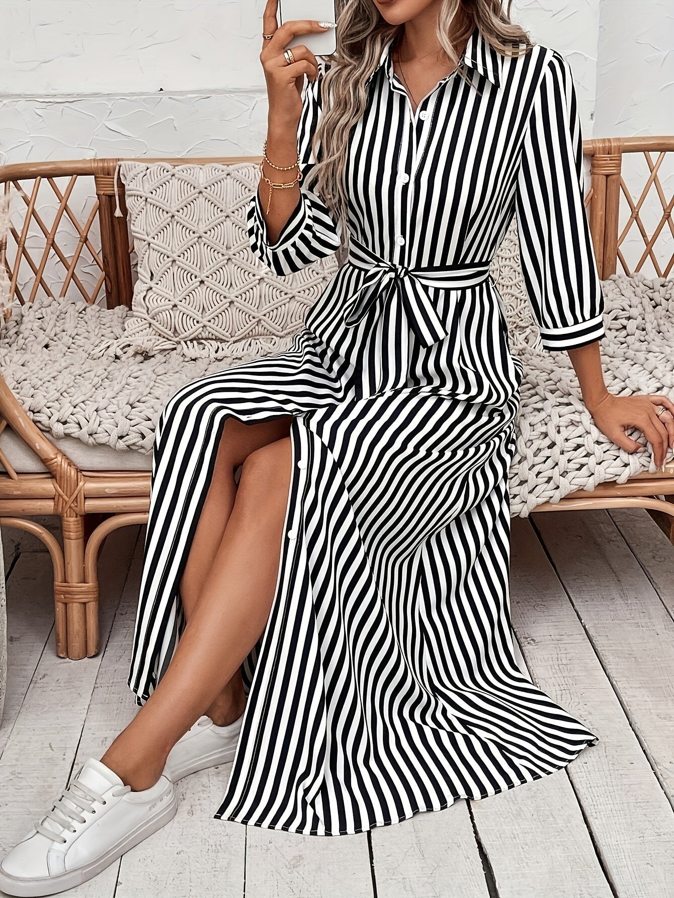 Abito midi chemisier da donna a righe con cintura - Chic e casual 3