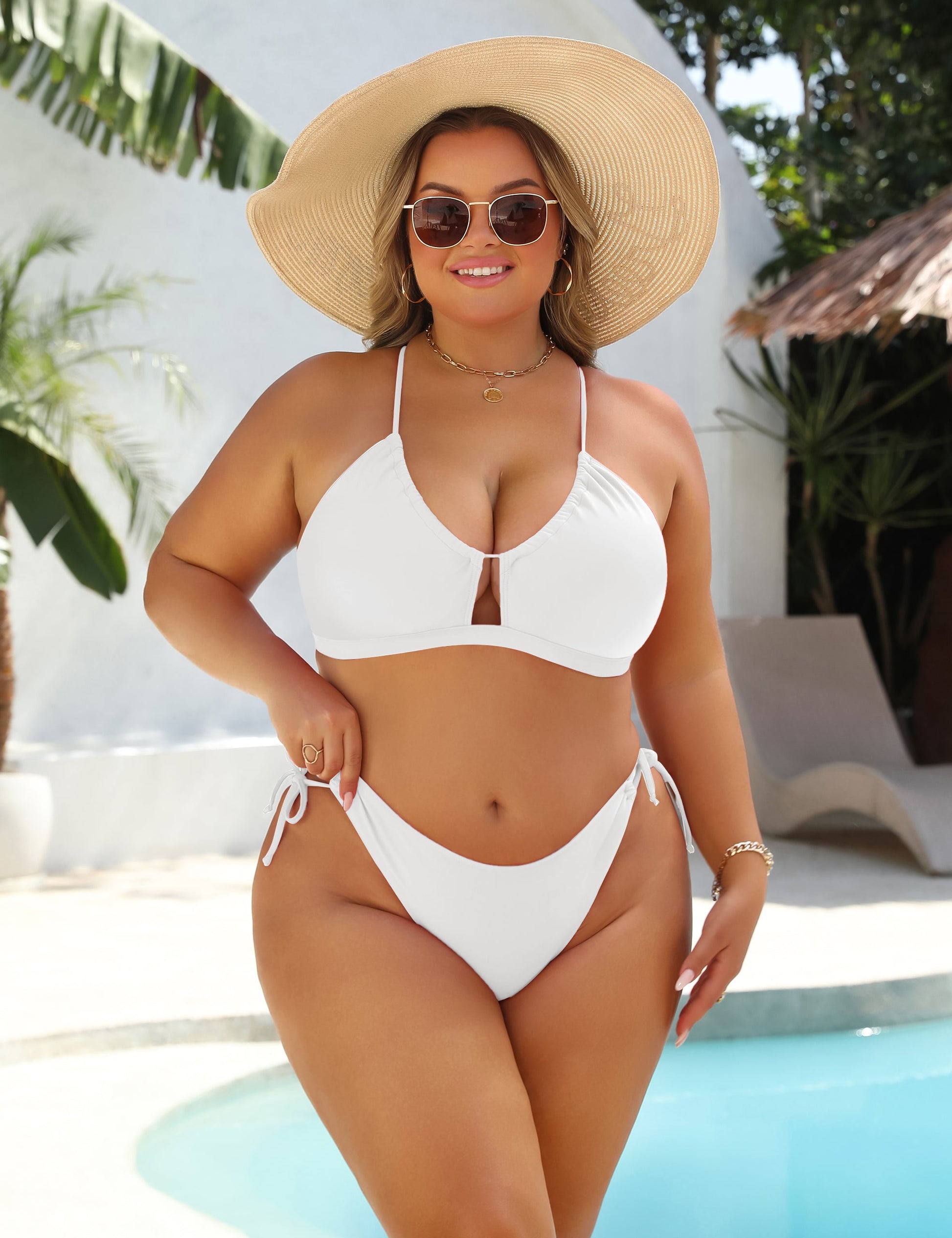 Bikini Donna | Top Halter con Cut-Out & Slip con Laccetti Laterali