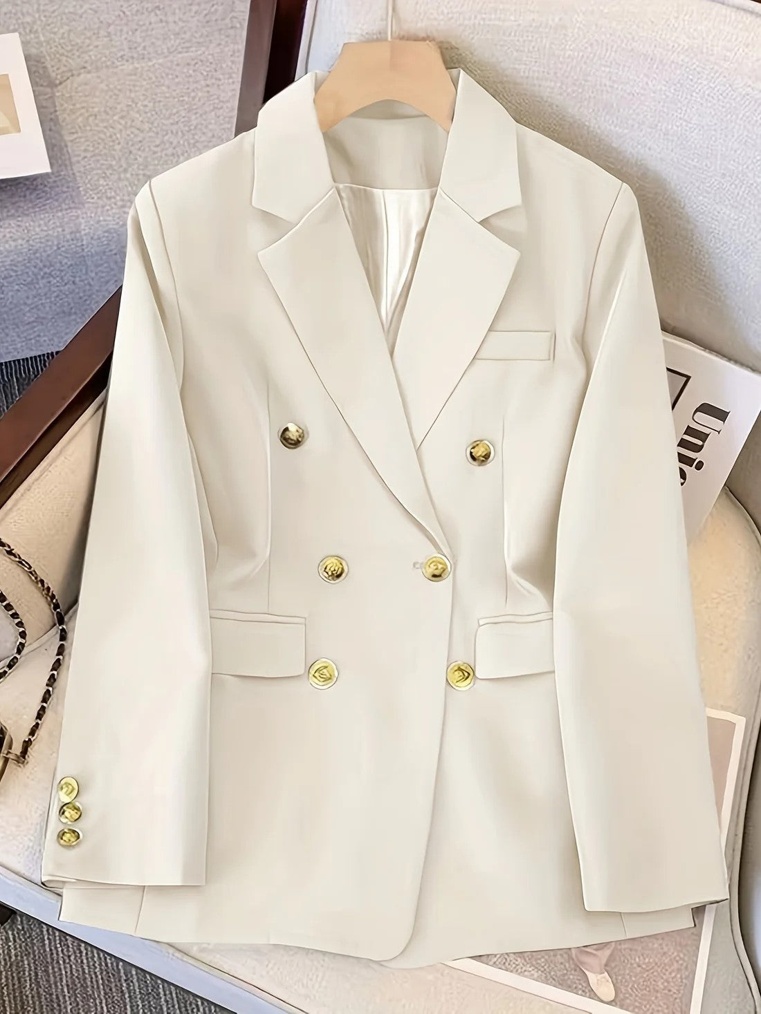 Blazer elegante e sottile da donna con bottoni dorati | Ideale per tutte le stagioni 1