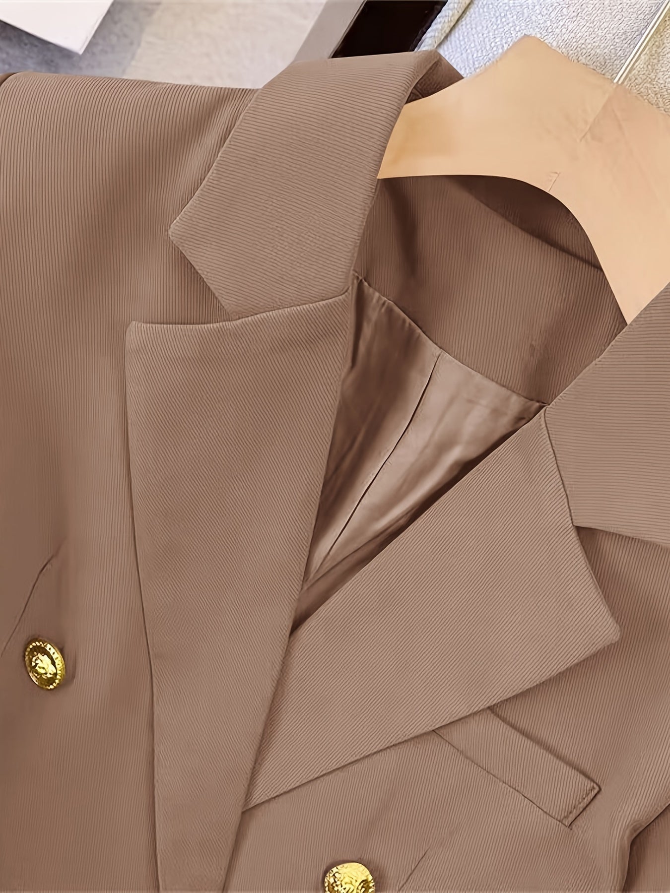 Blazer elegante e sottile da donna con bottoni dorati | Ideale per tutte le stagioni 8