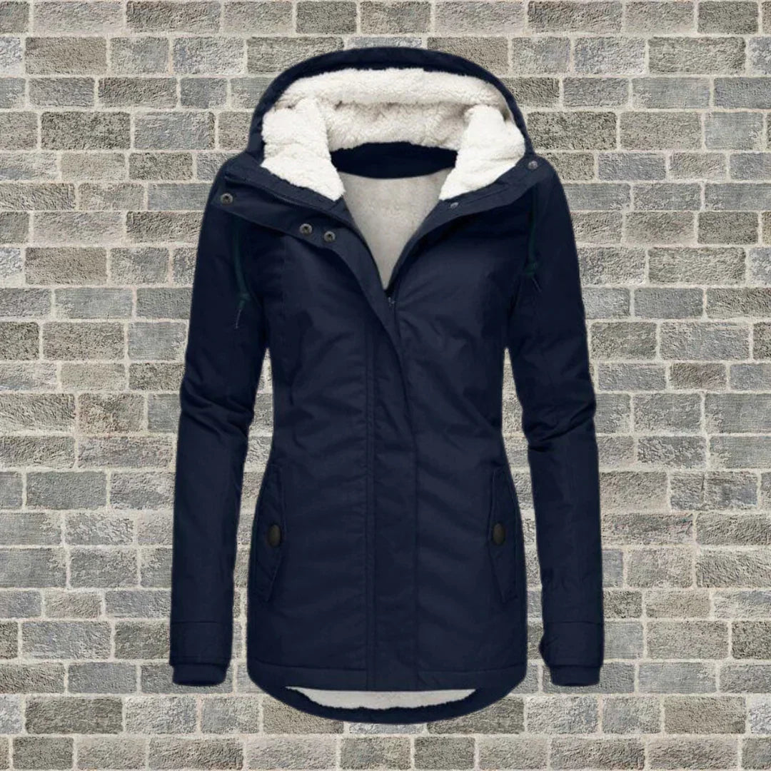 Cappotto Donna | Cappuccio Staccabile e Design Plissettato 3