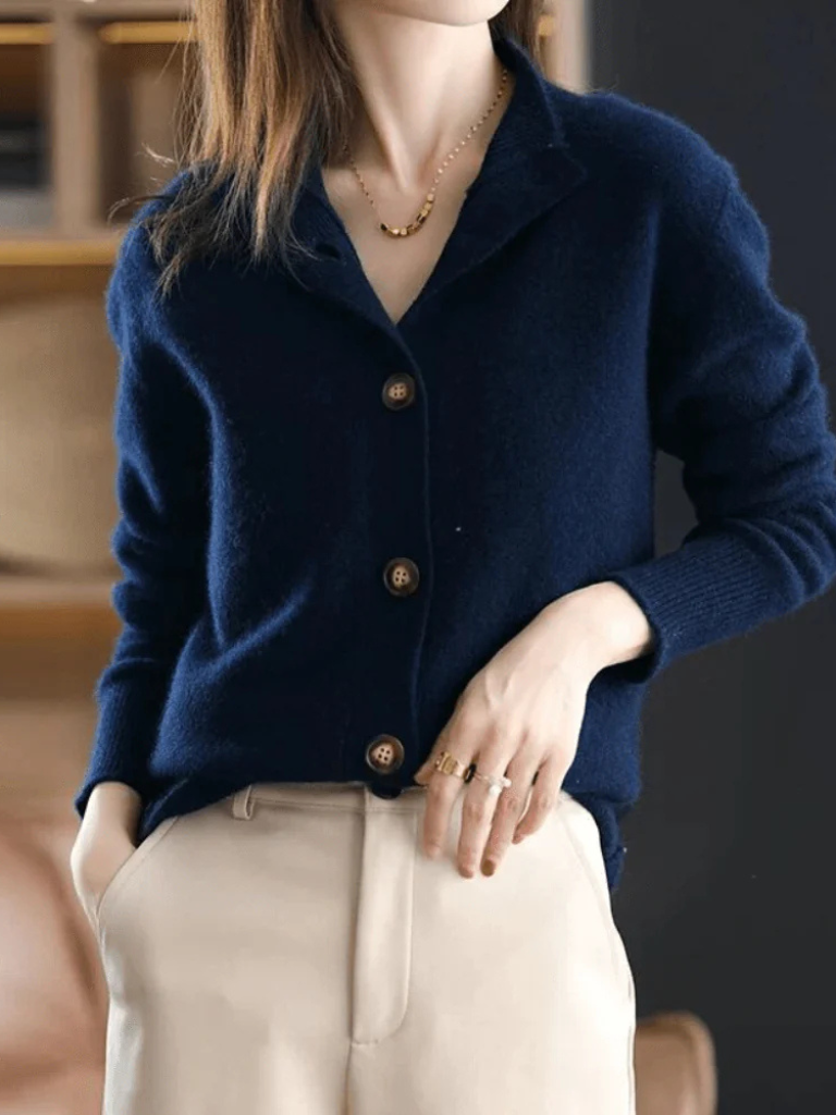 CARDIGAN SOFIA CON BOTTONI 7