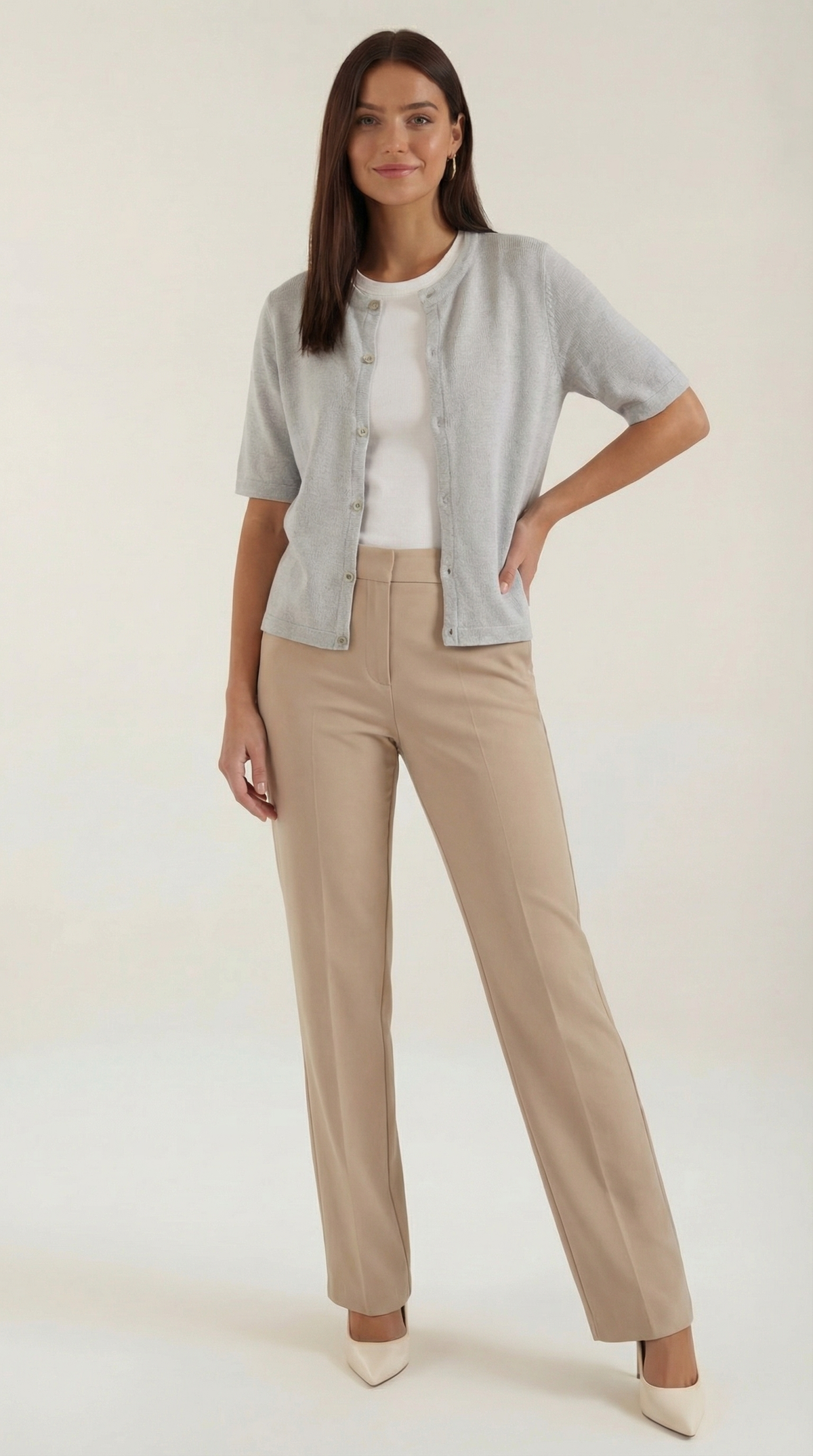 Cardigan Donna | Eleganza Versatile a Maniche Corte
