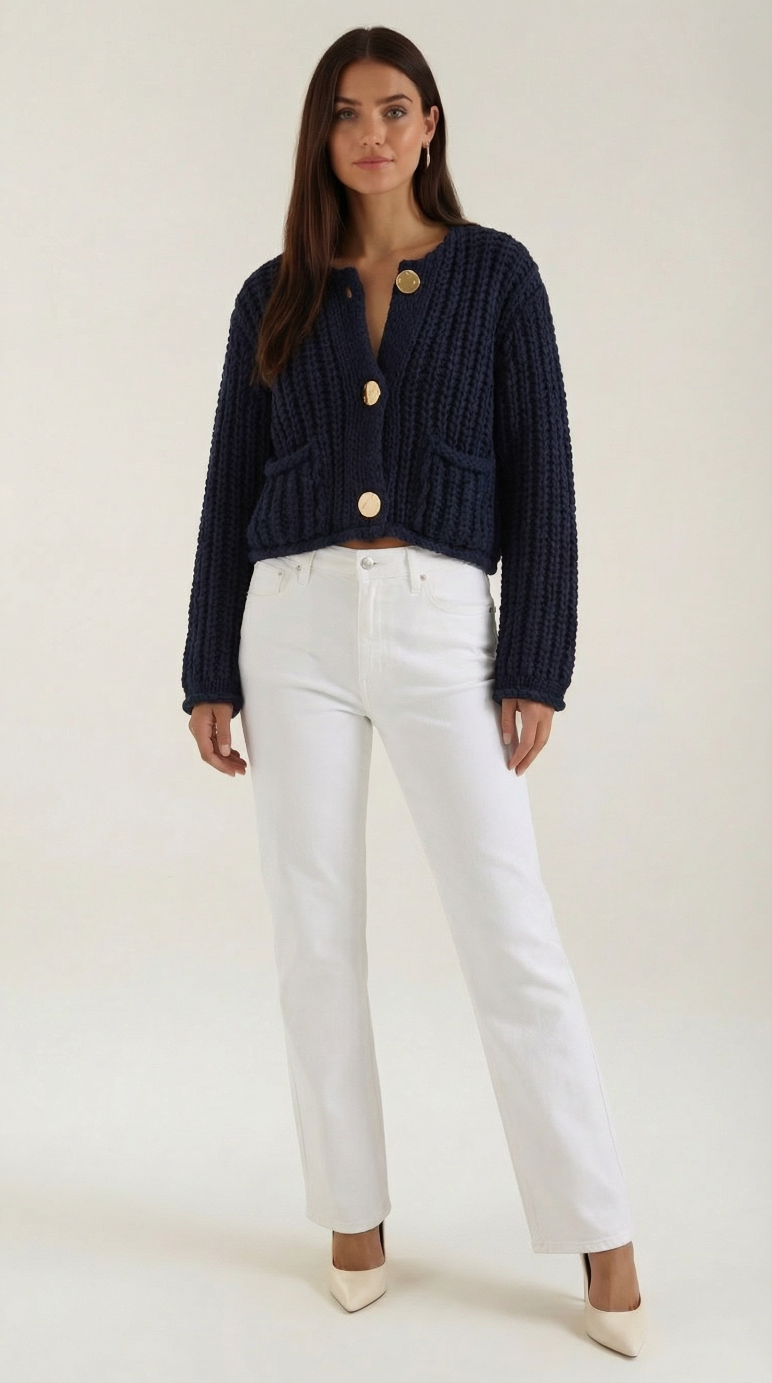 Cardigan Donna in Maglia Cropped Bottoni Dorati Chunky 0