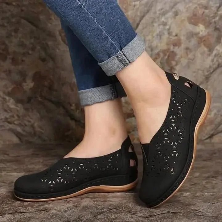 Chic Cut-Out Slip-On Shoes for Women – Stylish &amp; Comfortable Low Wedge Design