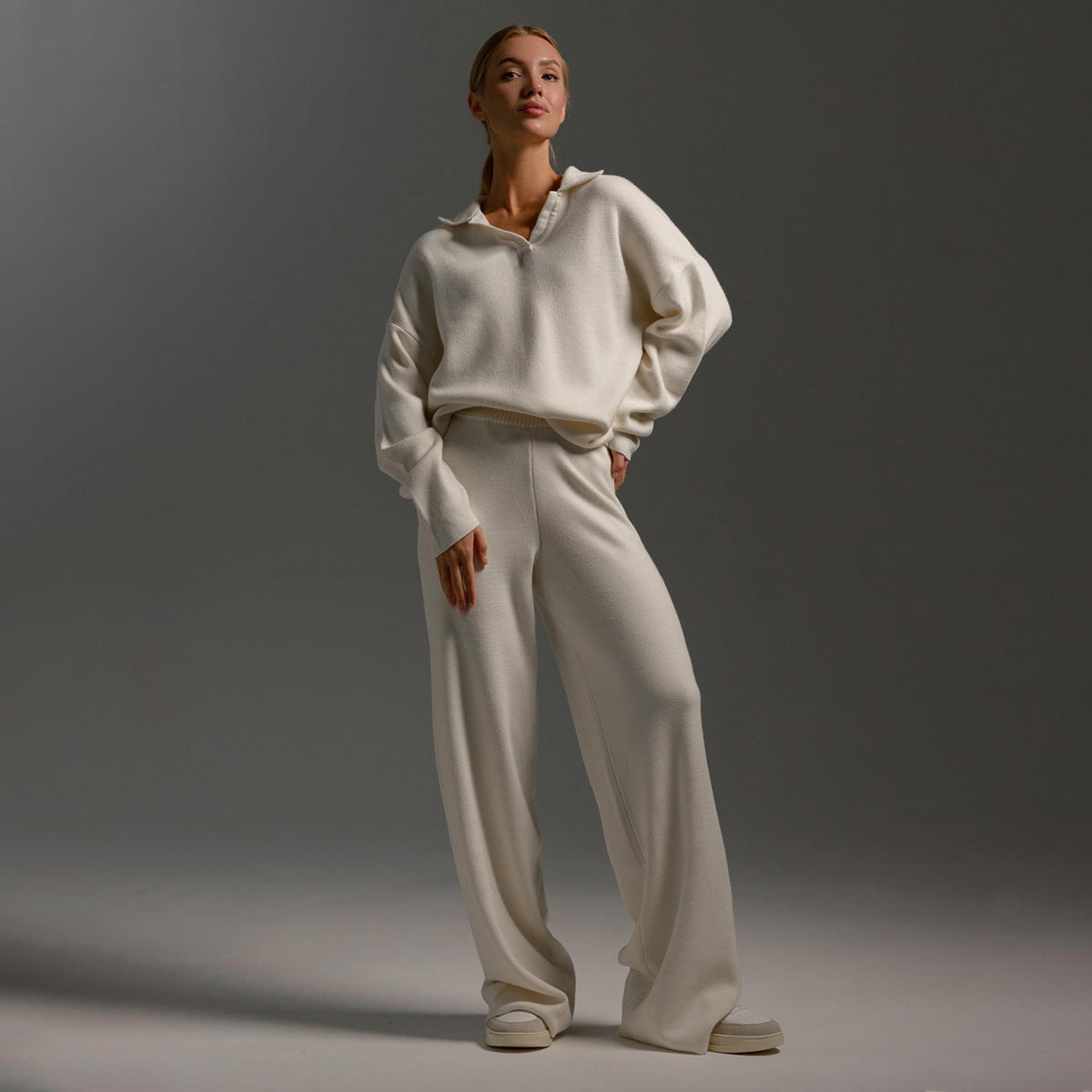 Completo Donna | Pantalone Largo e Maglia Comoda 11