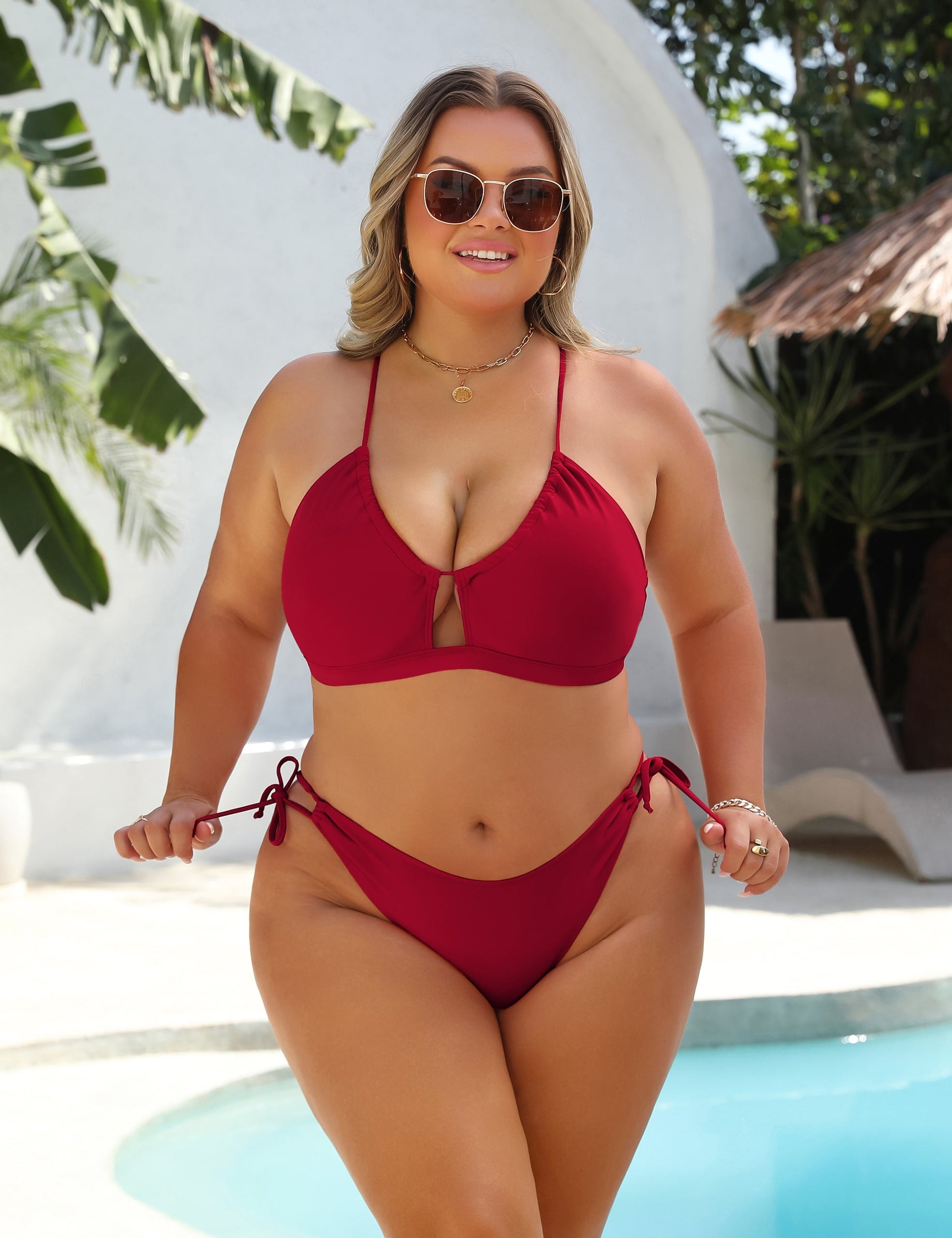 Bikini Donna | Top Halter con Cut-Out & Slip con Laccetti Laterali
