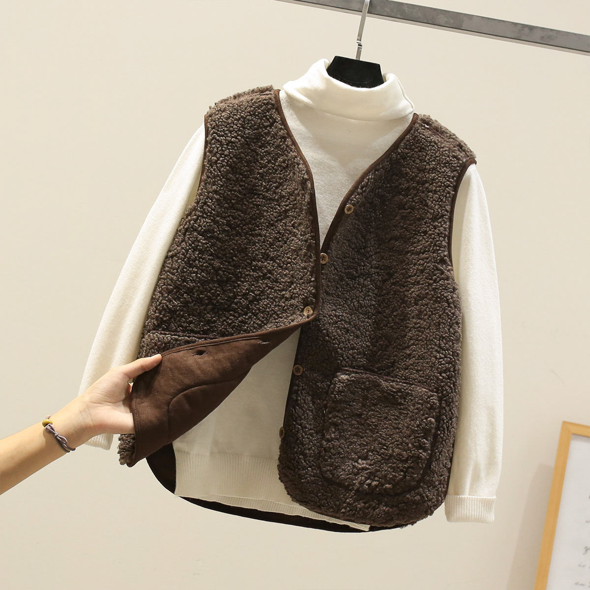 Donna - Gilet in shearling con chiusura a bottoni 1