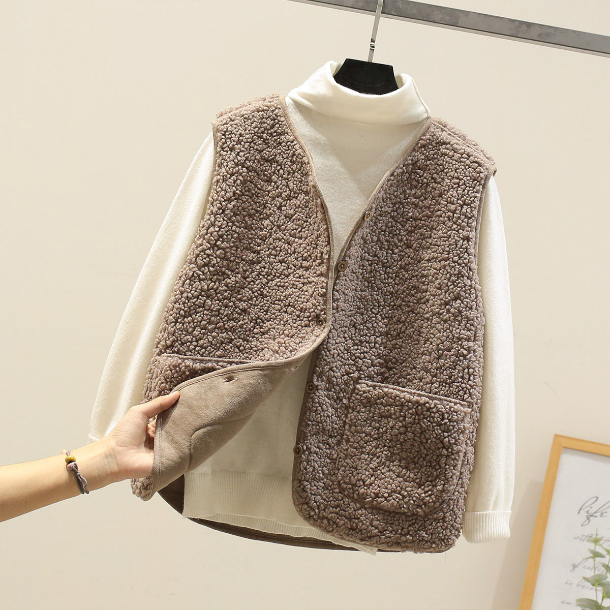 Donna - Gilet in shearling con chiusura a bottoni 2