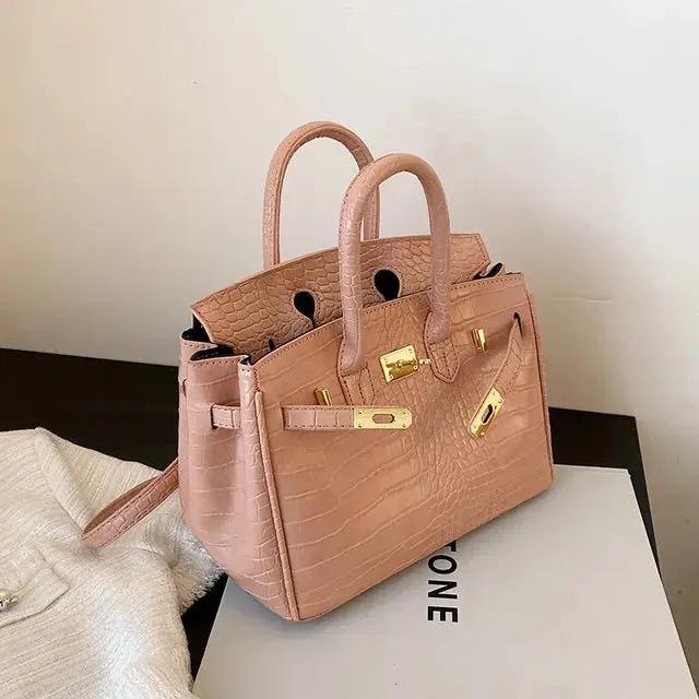 Elegant Handbag for Women – Spacious &amp; Versatile Design-Caliboot