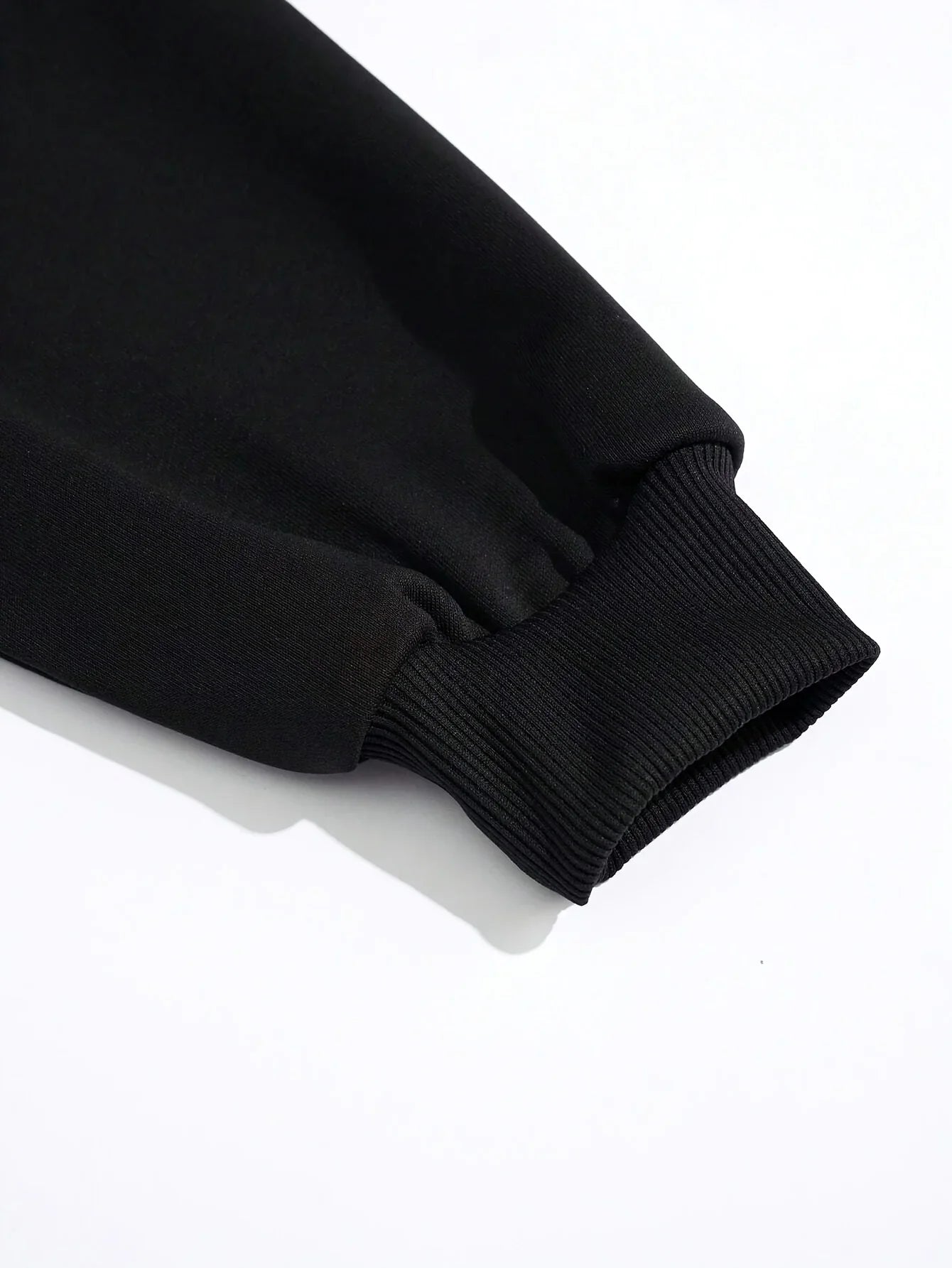 Felpa con stampa a cuore da donna - elegante casual e comoda 6