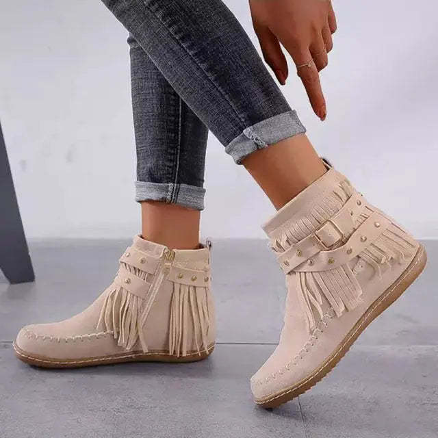 Fringe Buckle Boots for Women – Edgy &amp; Versatile Black Style