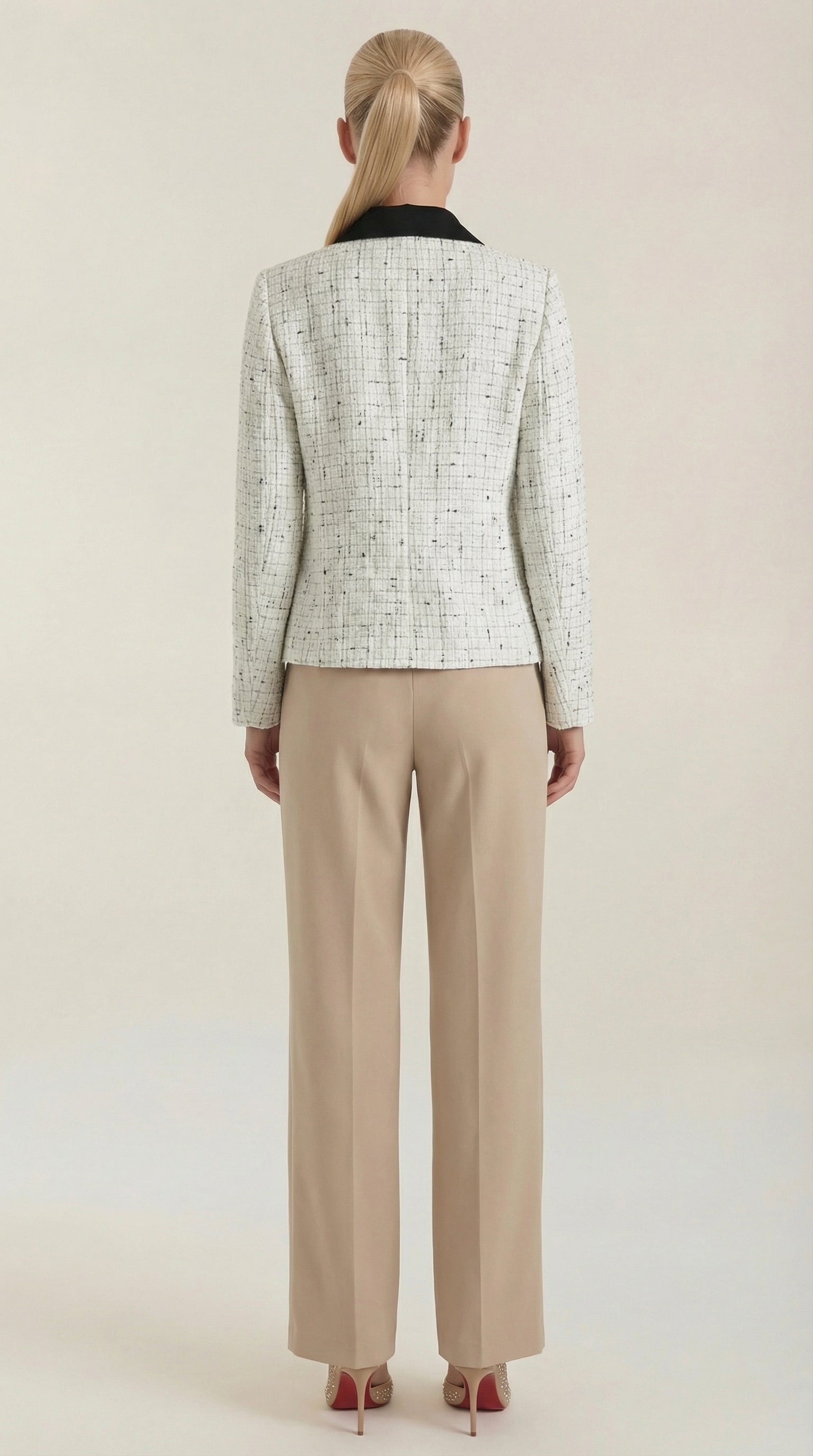 Giacca Donna in Tweed Collo a Contrasto Strutturata Elegante 3