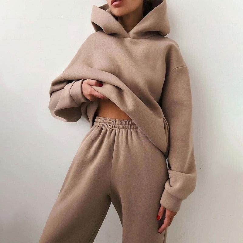 Tuta Donna 2 Pezzi con Cappuccio | Comfort Senza Compromessi 1