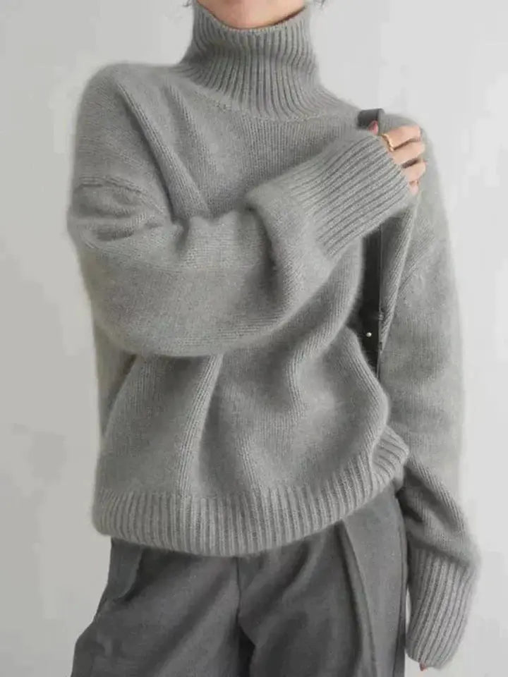 Lightweight Turtleneck Sweater for Women – Elegant &amp; Versatile Style 3