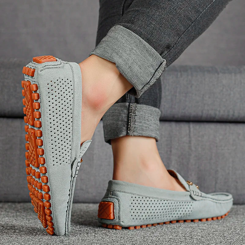 Loafer da uomo con dettaglio traforato e design slip-on 7