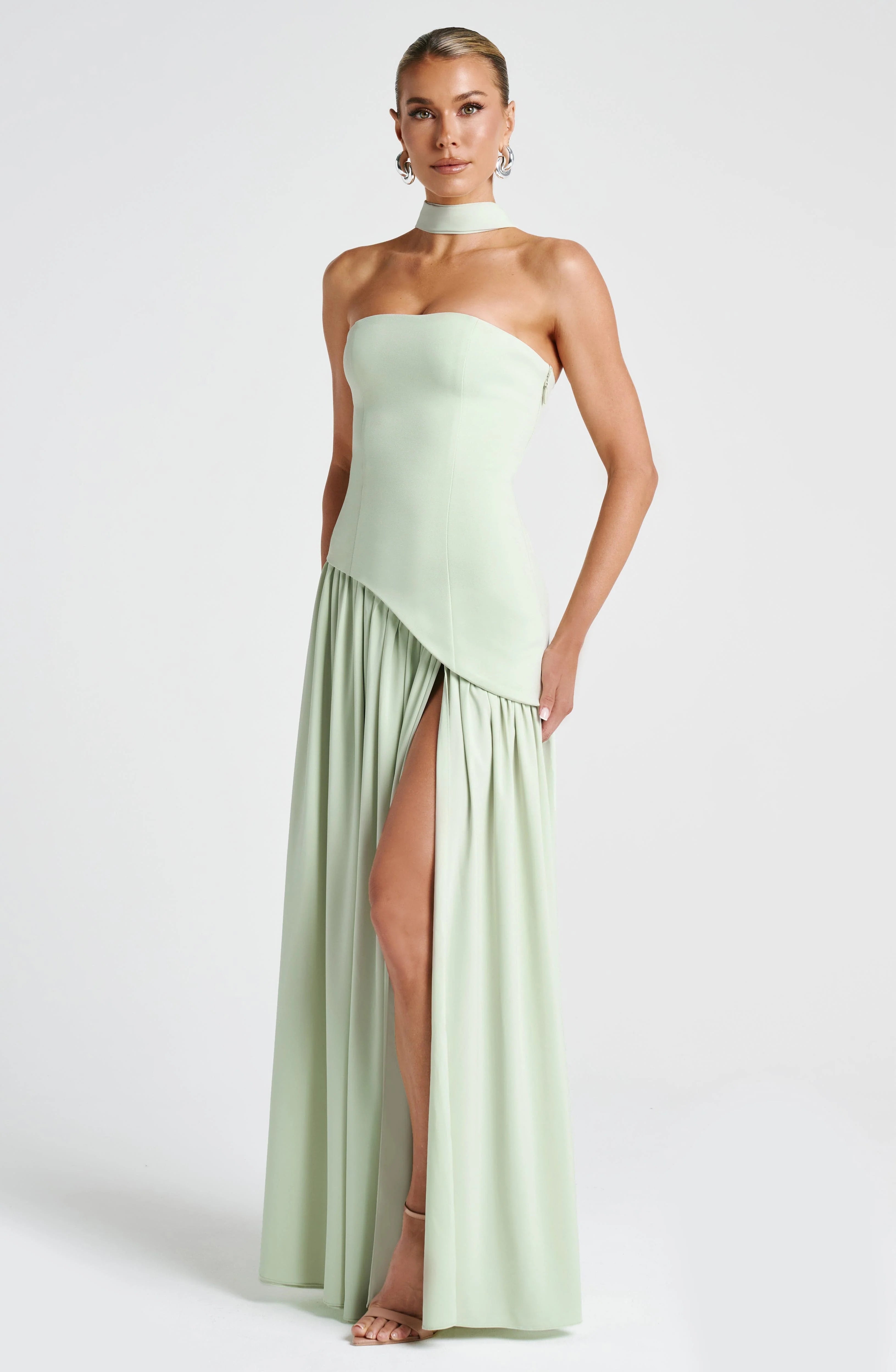 Maxi Abito Donna | Fluido Senza Spalline con Spacco & Silhouette Elegante
