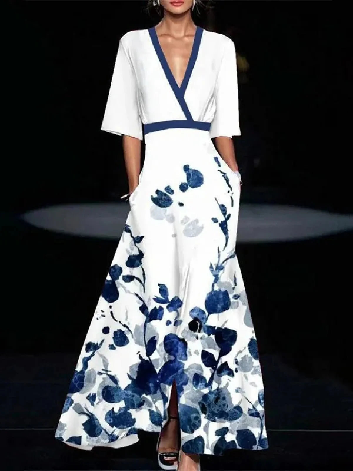 Maxi Abito Donna | Stampa Floreale Bold & Scollatura a V con Bordura