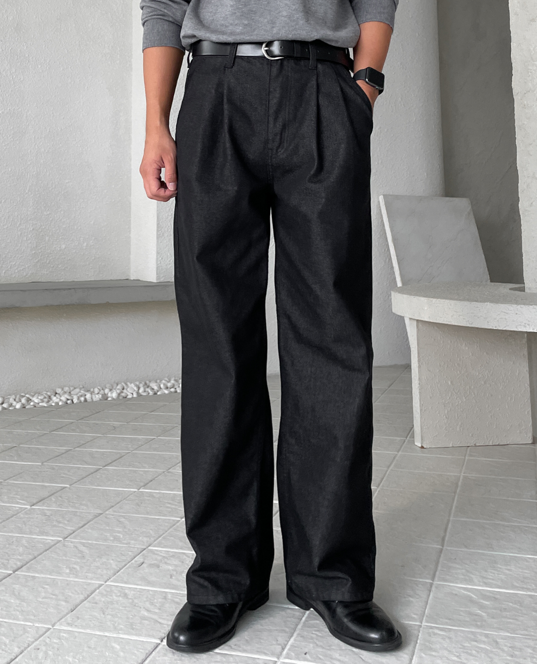 Pantaloni Dritti Uomo | Piega Frontale e Vestibilità Versatile 1