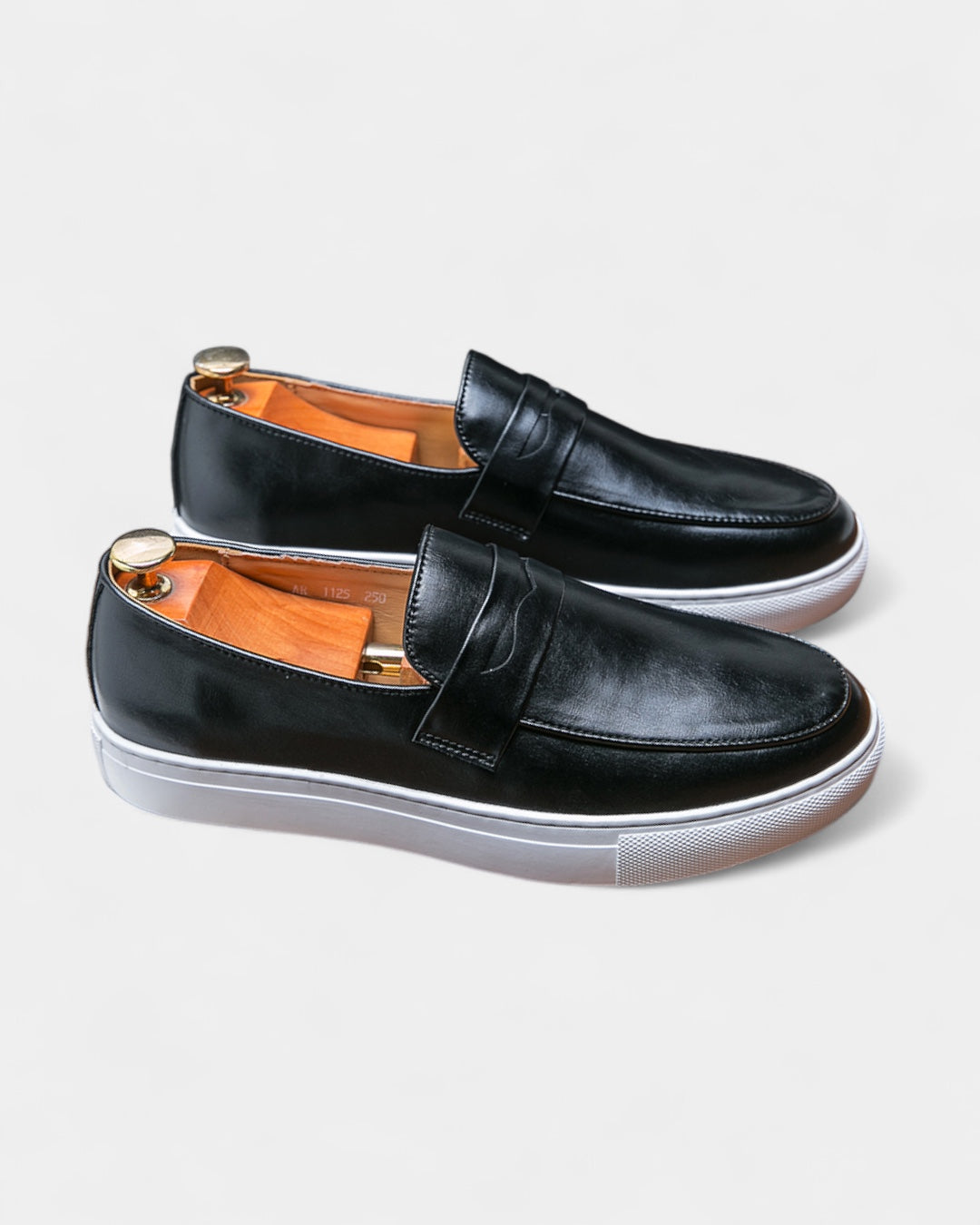 Mocassini Uomo in Pelle Slip-On Profilo Basso Fascetta 1