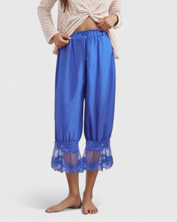 Pantaloni Donna | Design Romantico & Dettagli in Pizzo