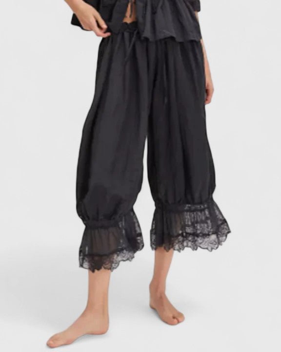 Pantaloni Donna | Design Romantico & Dettagli in Pizzo