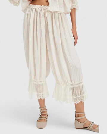 Pantaloni Donna | Design Romantico & Dettagli in Pizzo