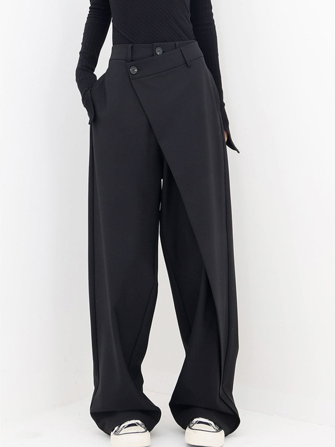 Pantaloni Donna a Gamba Larga | Chiusura Asimmetrica & Design Sartoriale