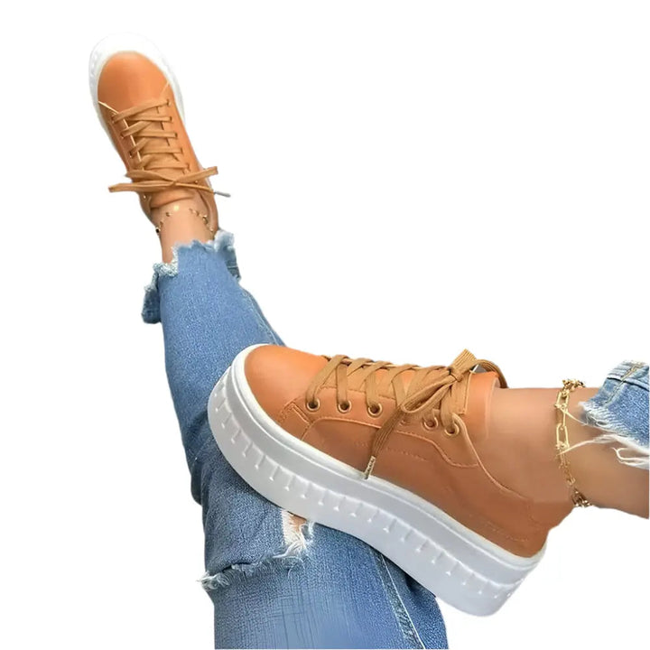Plateau Sneakers for Women – Stylish Elevation &amp; Everyday Comfort