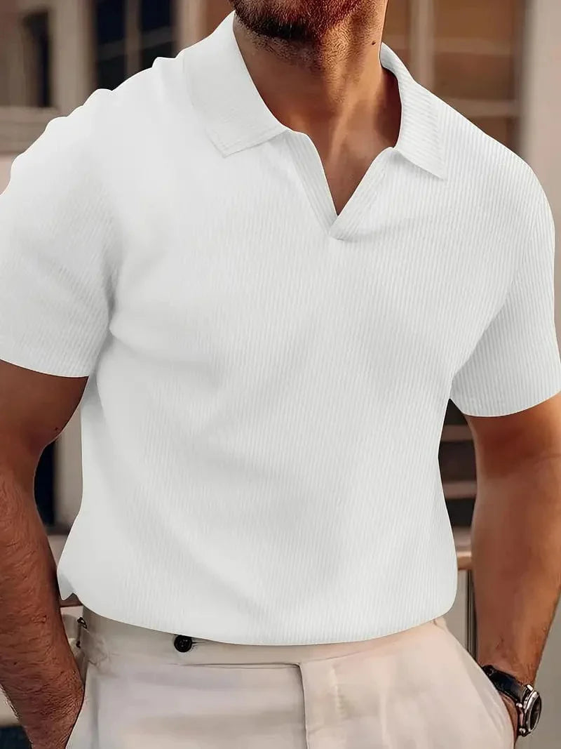 Polo Uomo | Colletto a V & Eleganza Minimalista