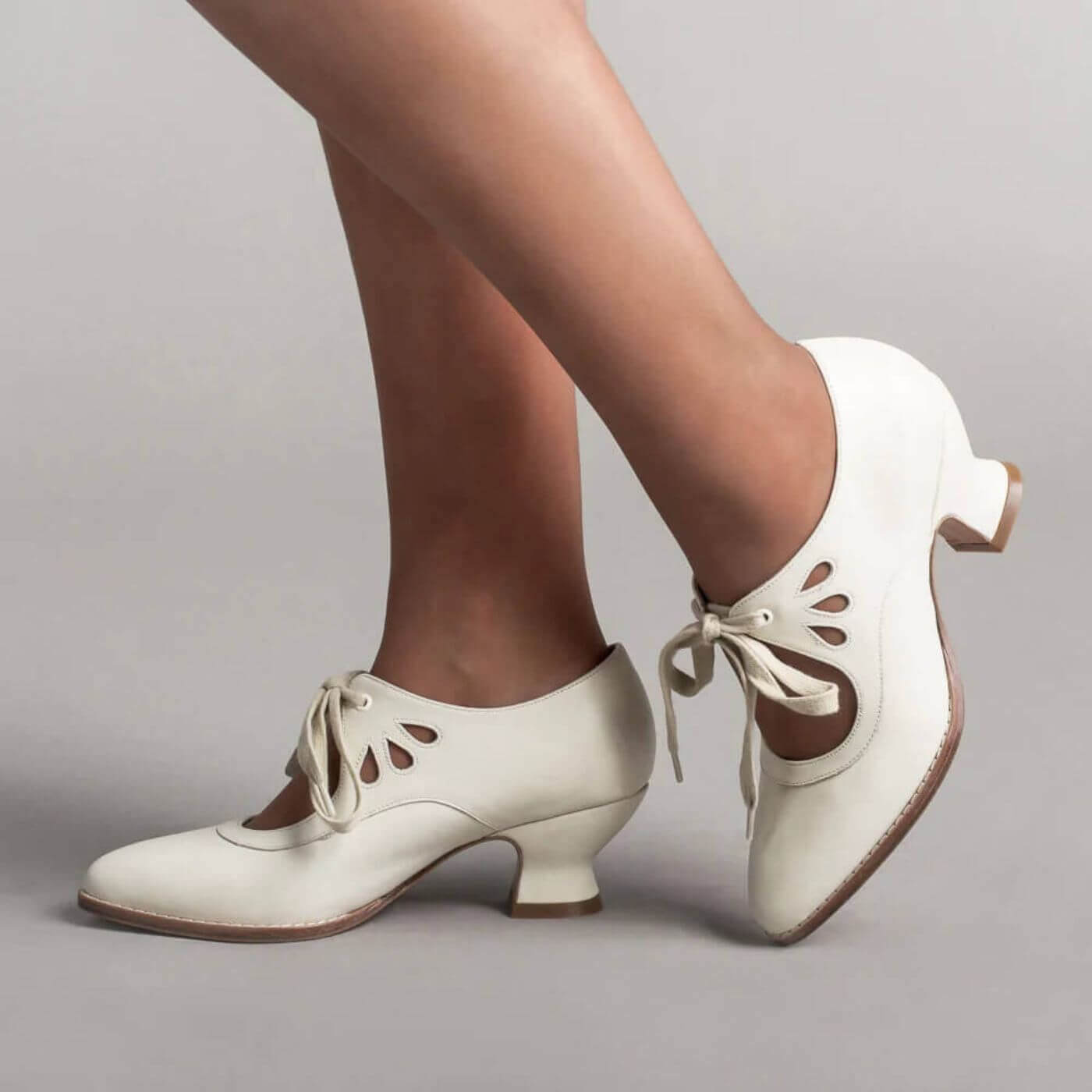 Scarpe Donna | Tacco Basso & Design Vintage Elegante