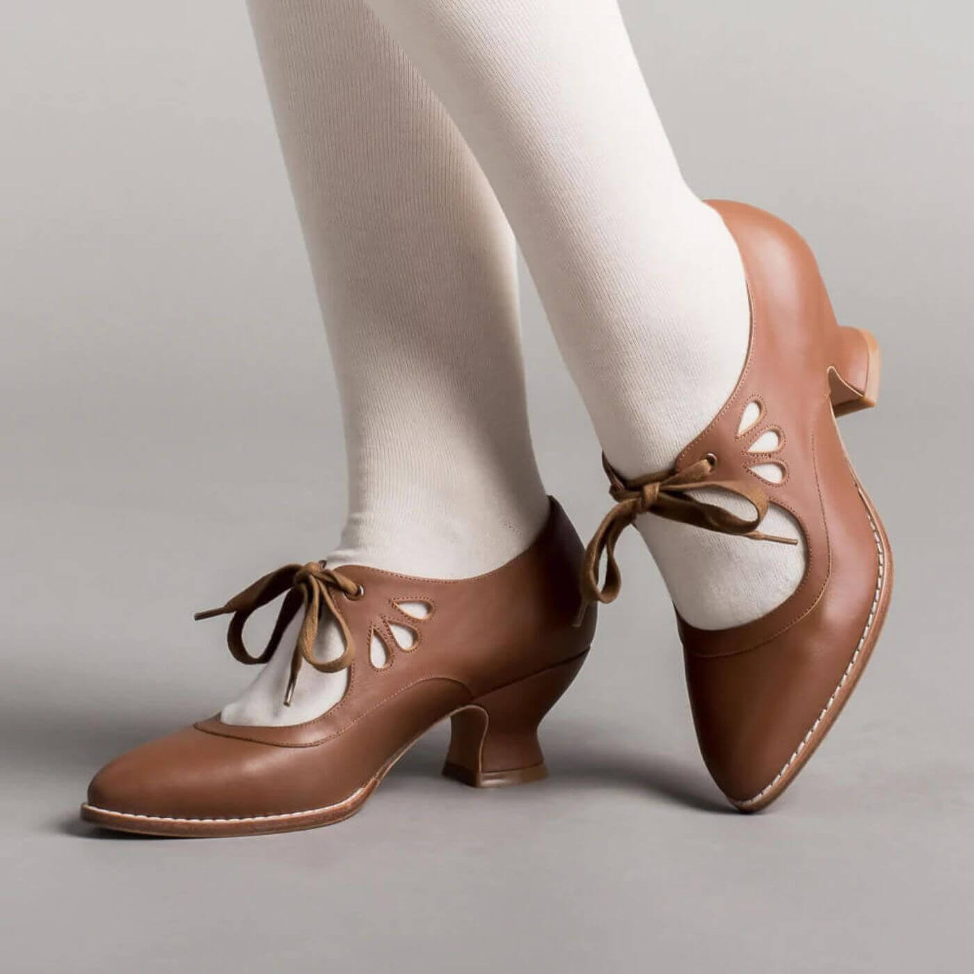 Scarpe Donna | Tacco Basso & Design Vintage Elegante