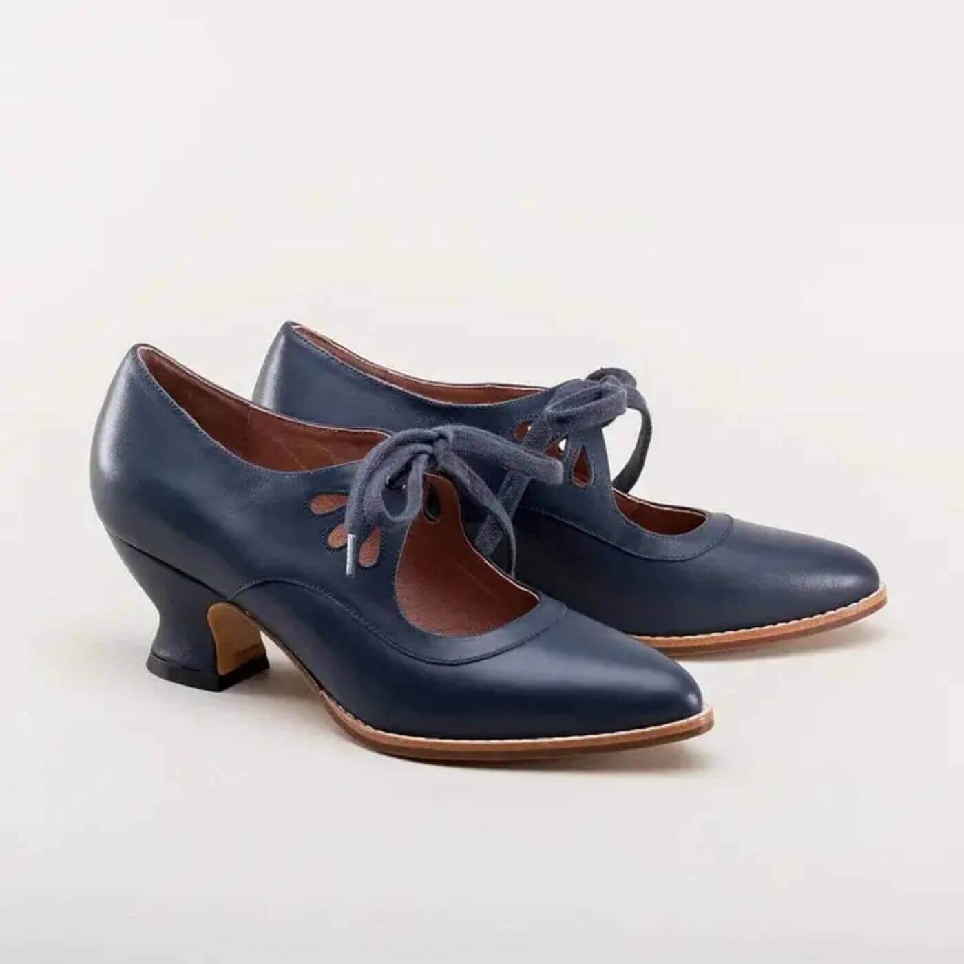 Scarpe Donna | Tacco Basso & Design Vintage Elegante