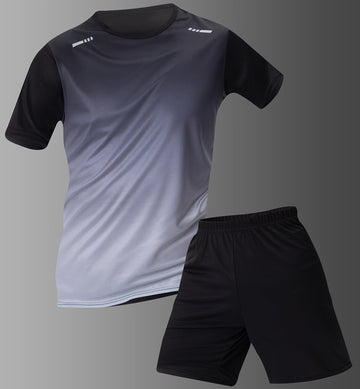 Set di maglietta e pantaloncini sportivi per uomo 0