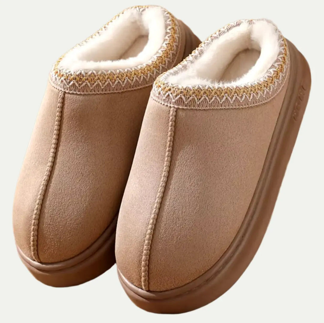 Sheepskin Slippers for Women – Cozy &amp; Elegant Comfort