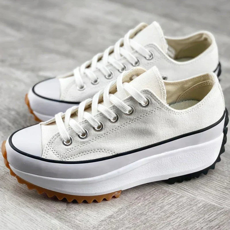 Sneakers donna con plateau design moderno e materiali resistenti 6