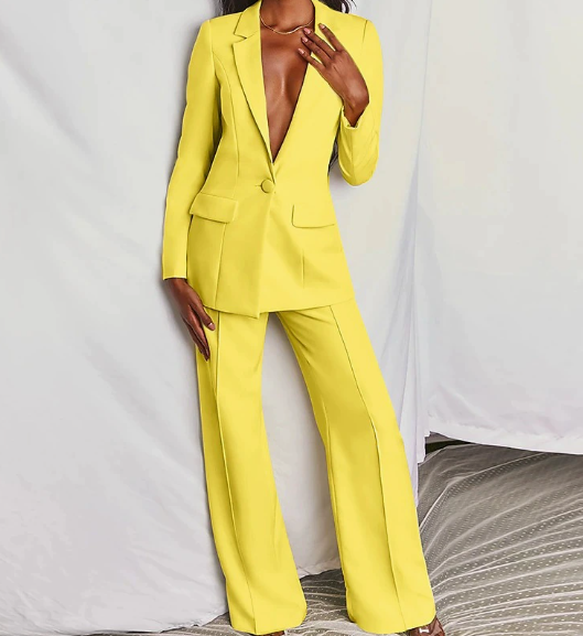 Tailleur elegante con dettagli ricamati Donna | Scollatura Profonda & Silhouette Slanciata