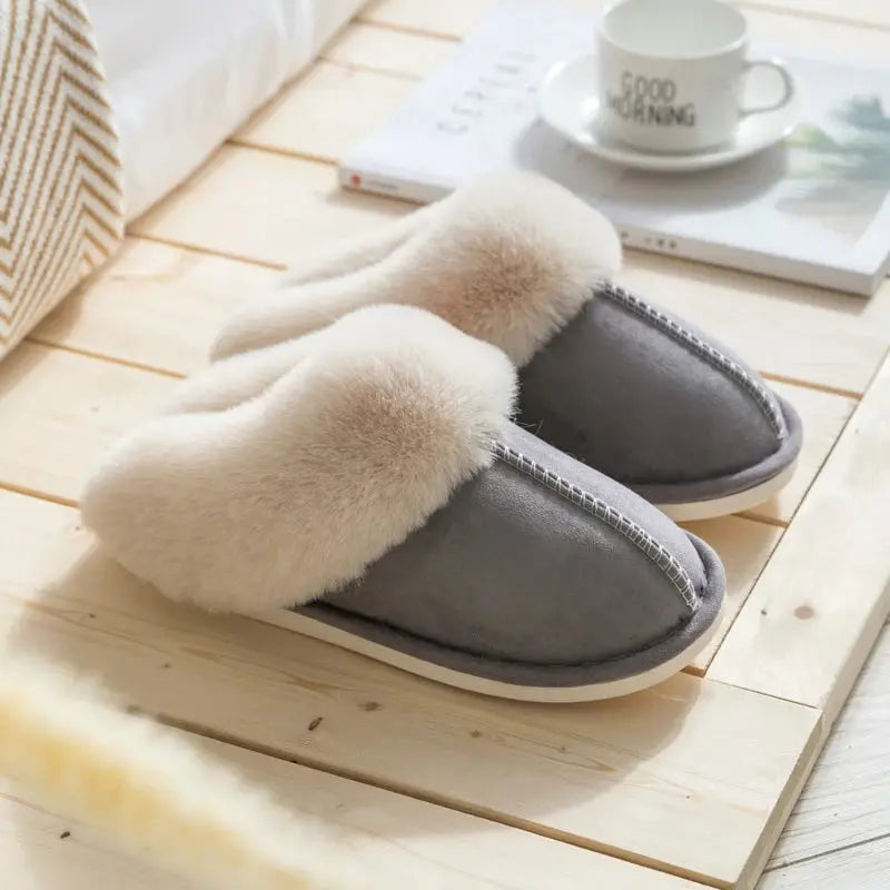 Thick Sole Velvet Slippers for Men and Women – Cozy &amp; Non-Slip Comfort