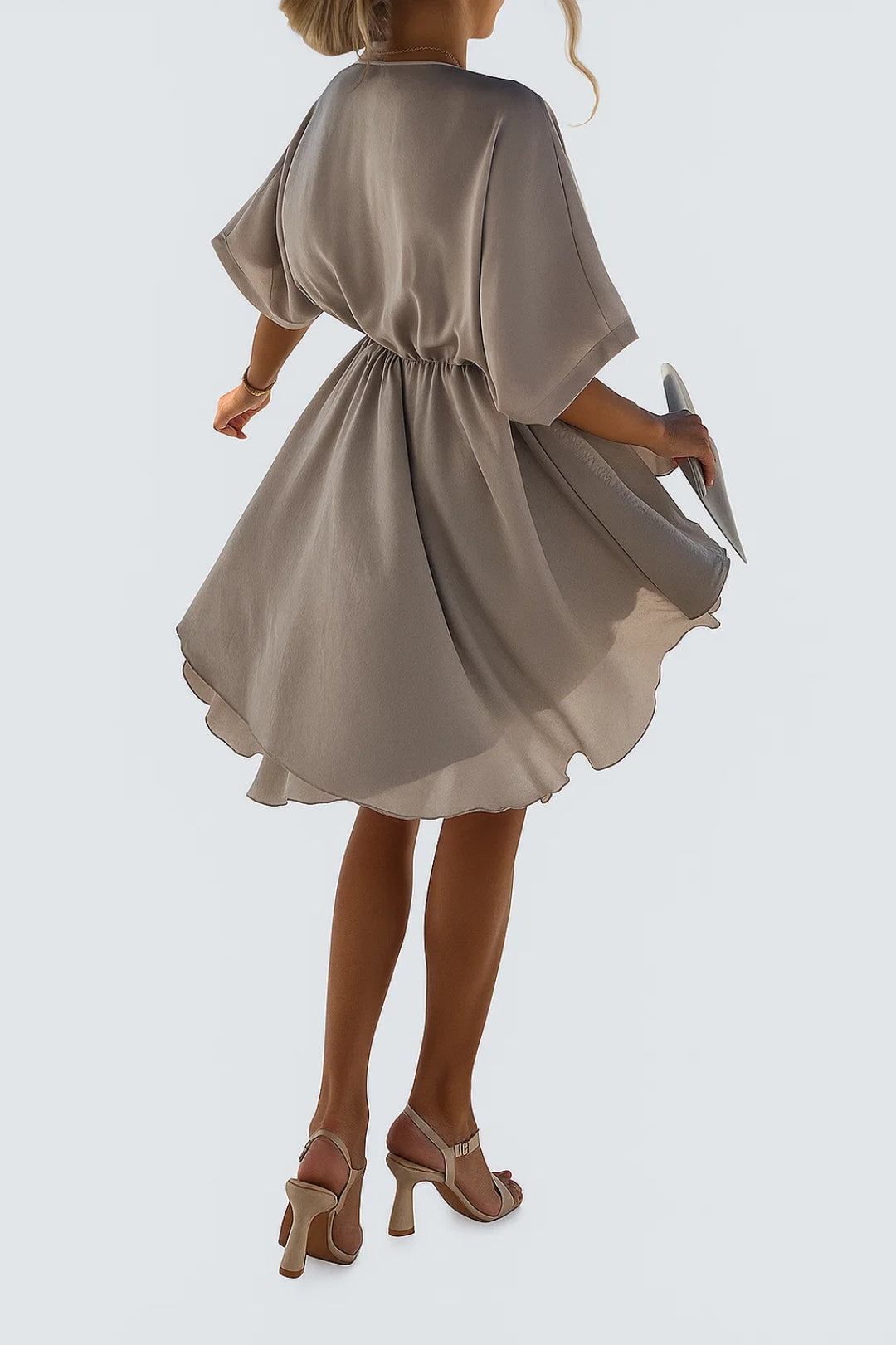 Vestito Corto in Chiffon | Scollo a V con Nodo | Eleganza Leggera 5