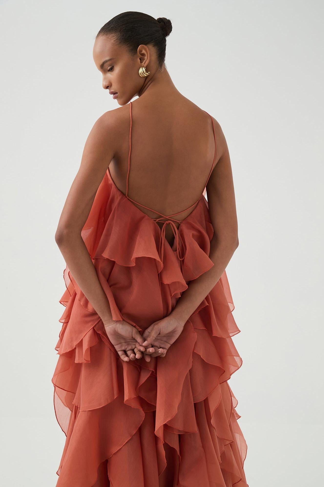 Vestito Maxi Donna | Design con Volant & Fiore Frontale