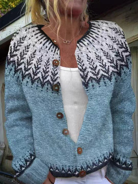 Cardigan Donna Vintage | Motivi Nordici e Calore Avvolgente 2
