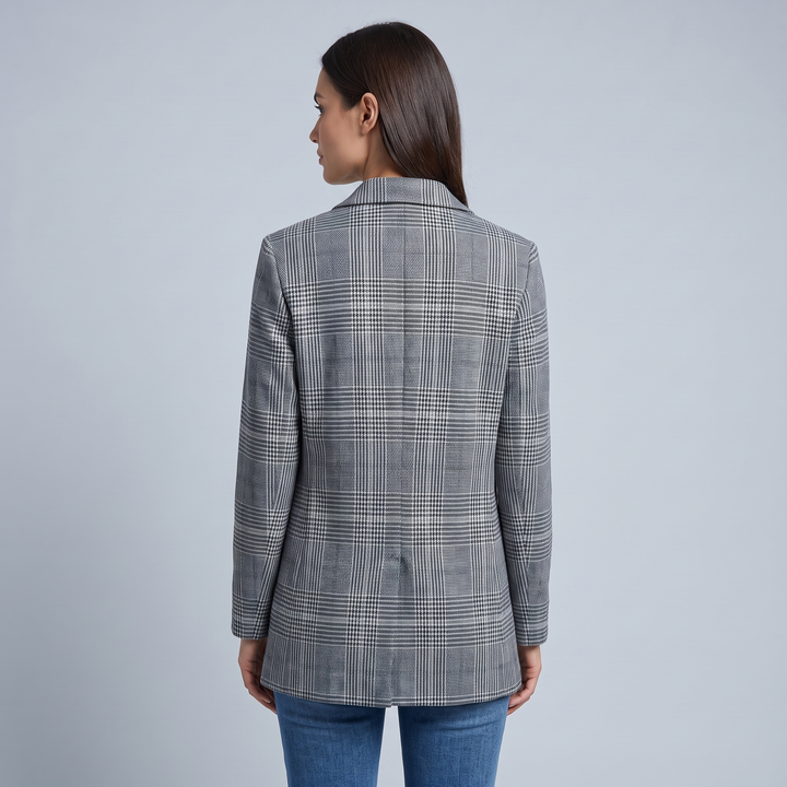 Blazer Donna a Quadri | Silhouette Classica ed Elegante 2